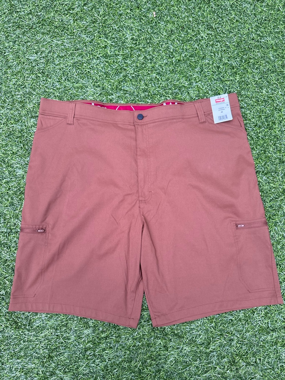 🤎Wrangler Outdoor Cargo Shorts Men's Size 46 Brown NWT